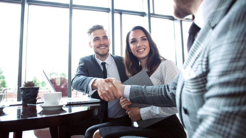 Founder and CEO Deborah Mills comments on attracting and retaining top talent in Legal Practice Management - featrured image