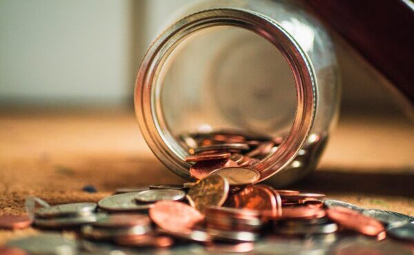 Can I Afford to Sue? How to Fund Your Case & Legal Costs - featrured image