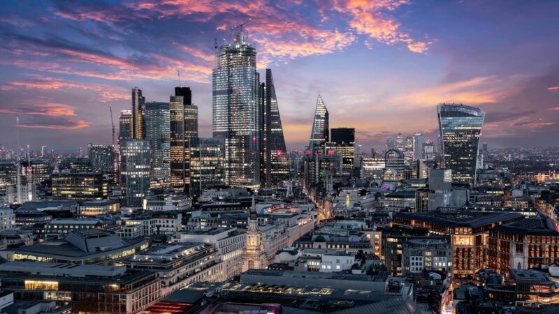 UK SCRAPS GOLDEN VISAS - featrured image