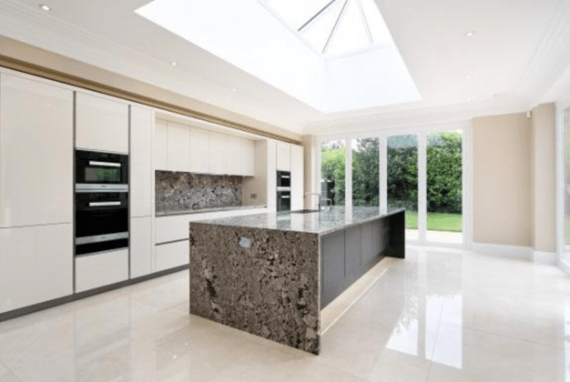 6 Bedroom House - featrured image